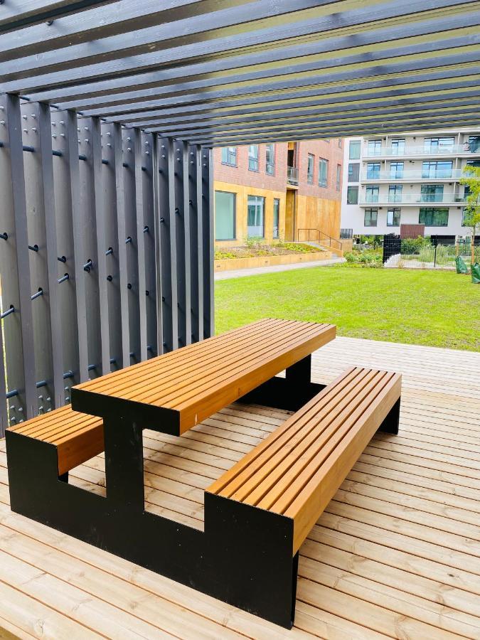 Elegance Apartment - City Centre Free Parking Талин Екстериор снимка